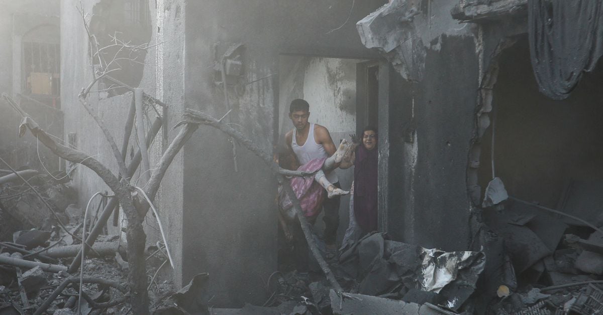 Israel's Airstrikes on Gaza Escalate Amidst Desperate Calls for Aid