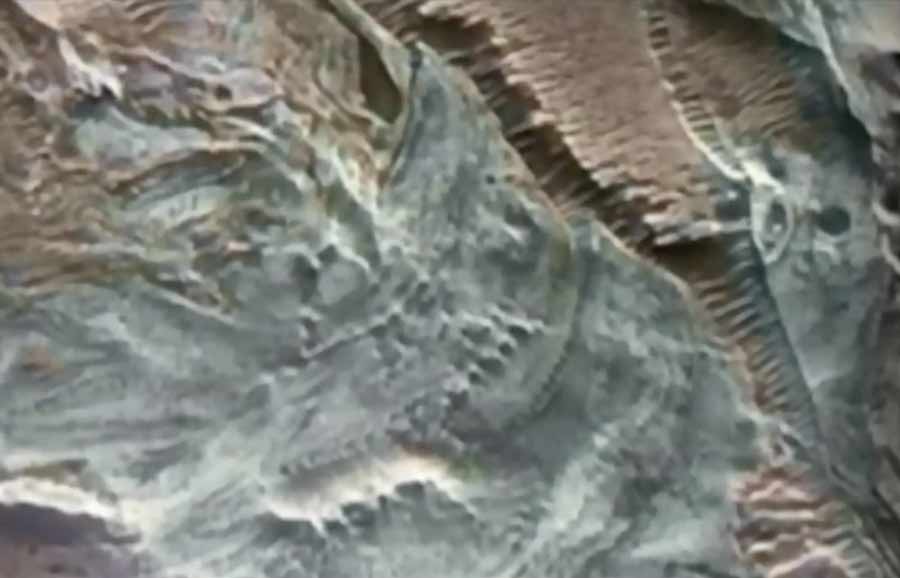 Featured image for Glacier Discoveries on Mars Hint at Buried Water Ice