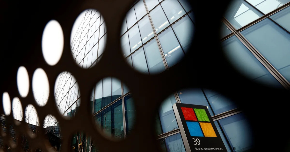 Featured image for Microsoft Blames DDoS Attacks for June Outlook and OneDrive Outages