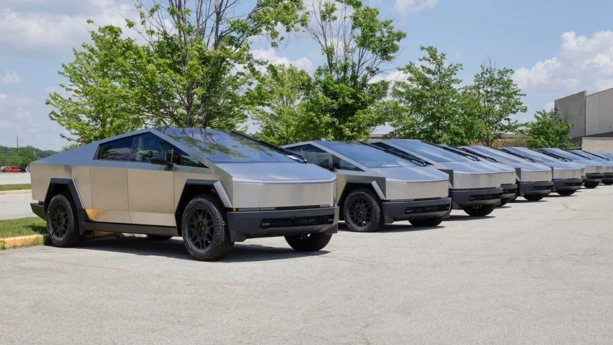 Featured image for Tesla Faces Leadership Shakeup Amid Model Y and Cybertruck Departures