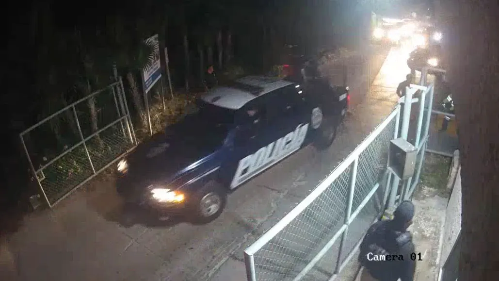 Featured image for Mexican military and police seize American company's Caribbean facility, sparking outrage.