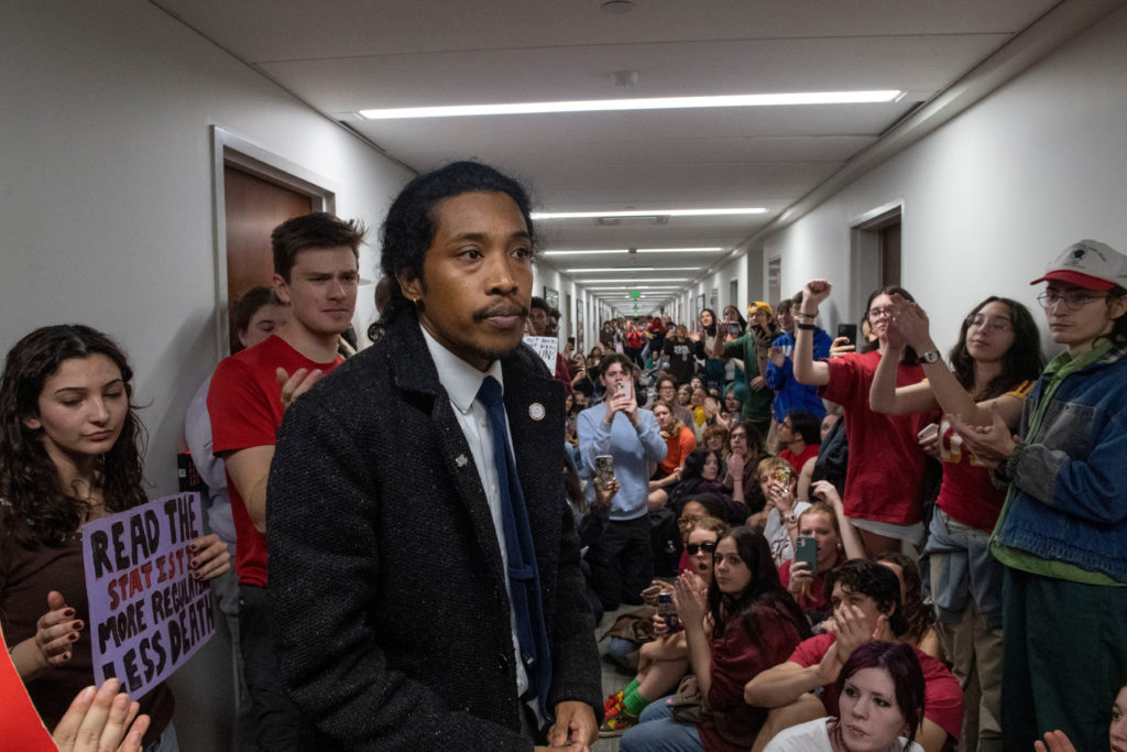 Tennessee Republicans seek to expel Democrats over gun control protest and Capitol storming.