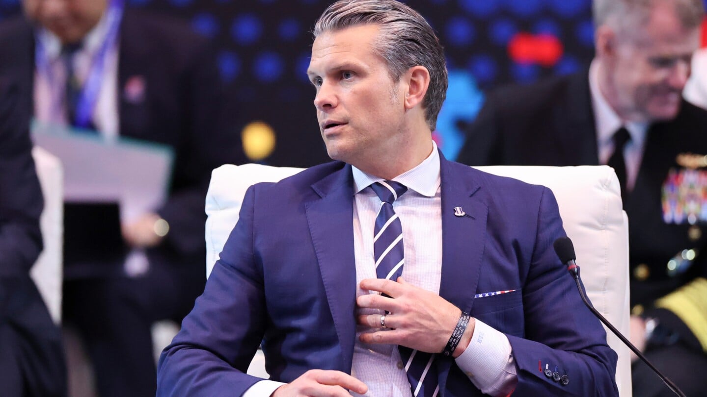 Featured image for US Calls for ASEAN Unity Against China's South China Sea Claims