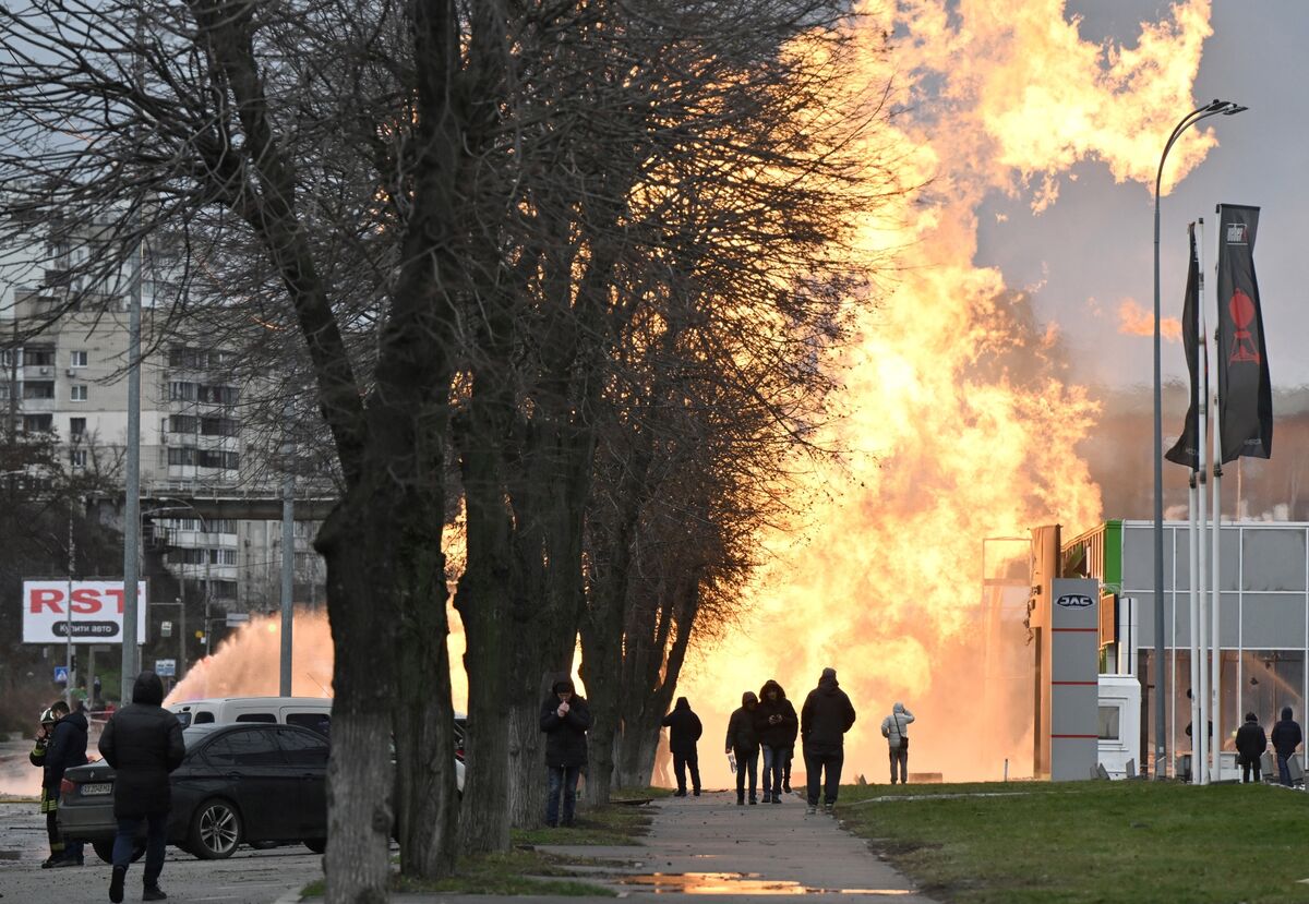 "Secret Riyadh Meeting: Allies Rally Support for Ukraine Peace Talks"