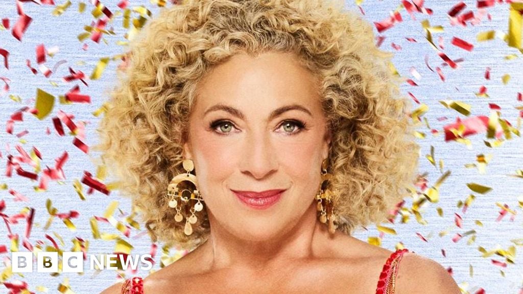 Featured image for Alex Kingston Opens Up About Womb Cancer Battle and Stage Hemorrhage
