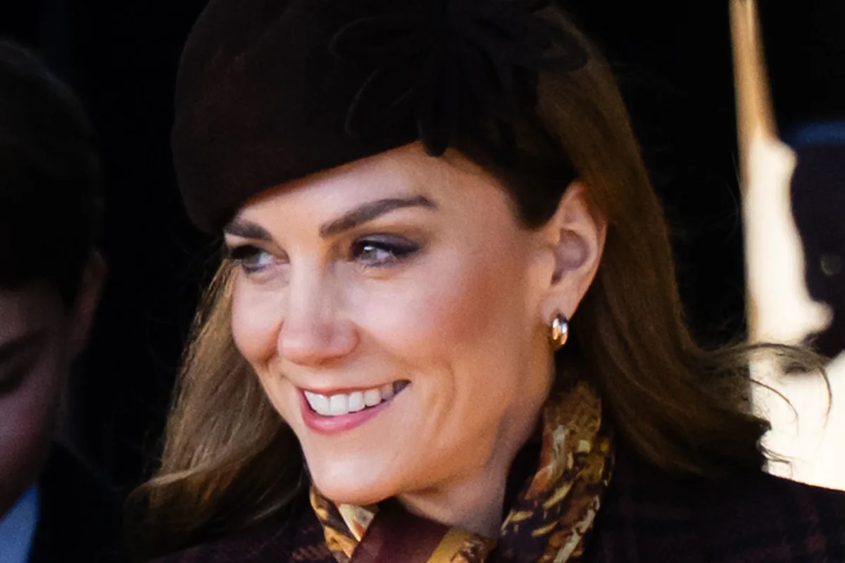 Featured image for Kate Middleton Jokes as Man's Chair Breaks During Christmas Walk