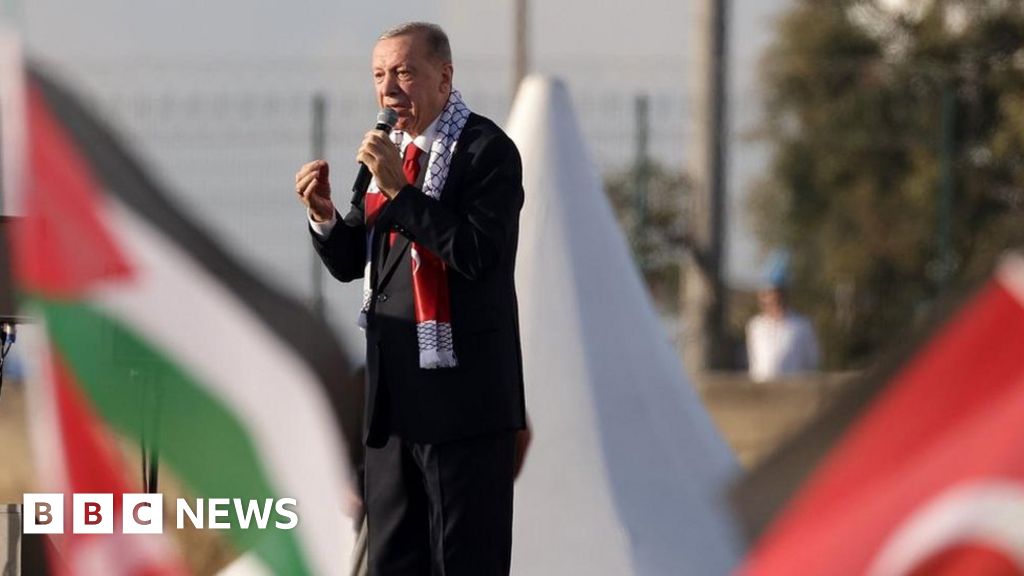"Diplomatic Tensions Escalate as Israel Recalls Diplomats from Turkey over Gaza Dispute"