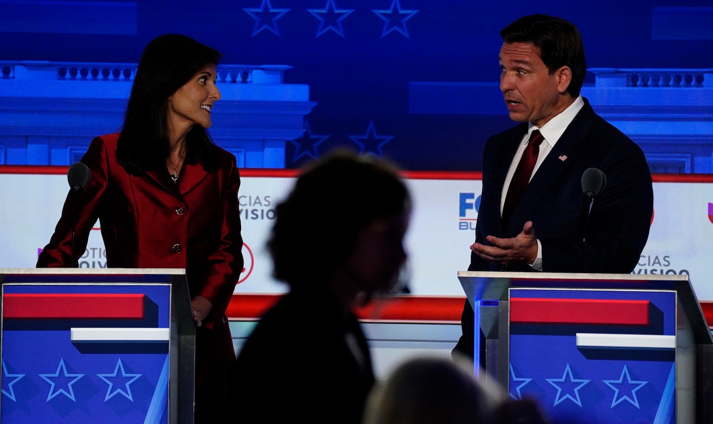 "Bootgate: Nikki Haley's Joke Puts Ron DeSantis's Footwear in the Spotlight"