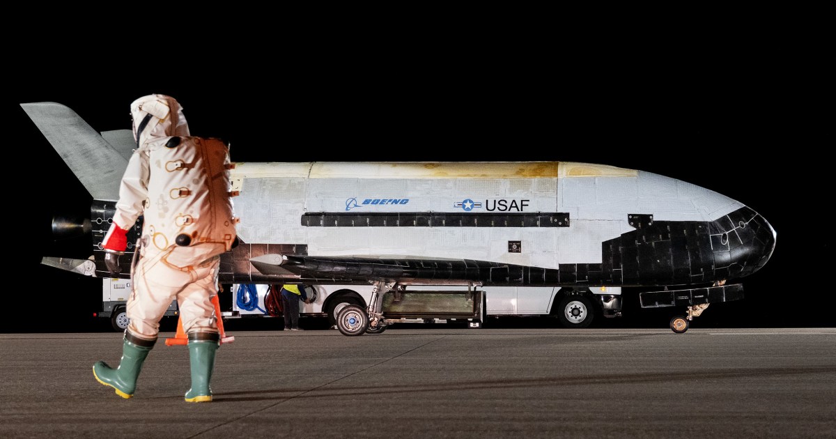 "SpaceX Falcon Heavy Delays U.S. Military Space Plane Launch to Monday"