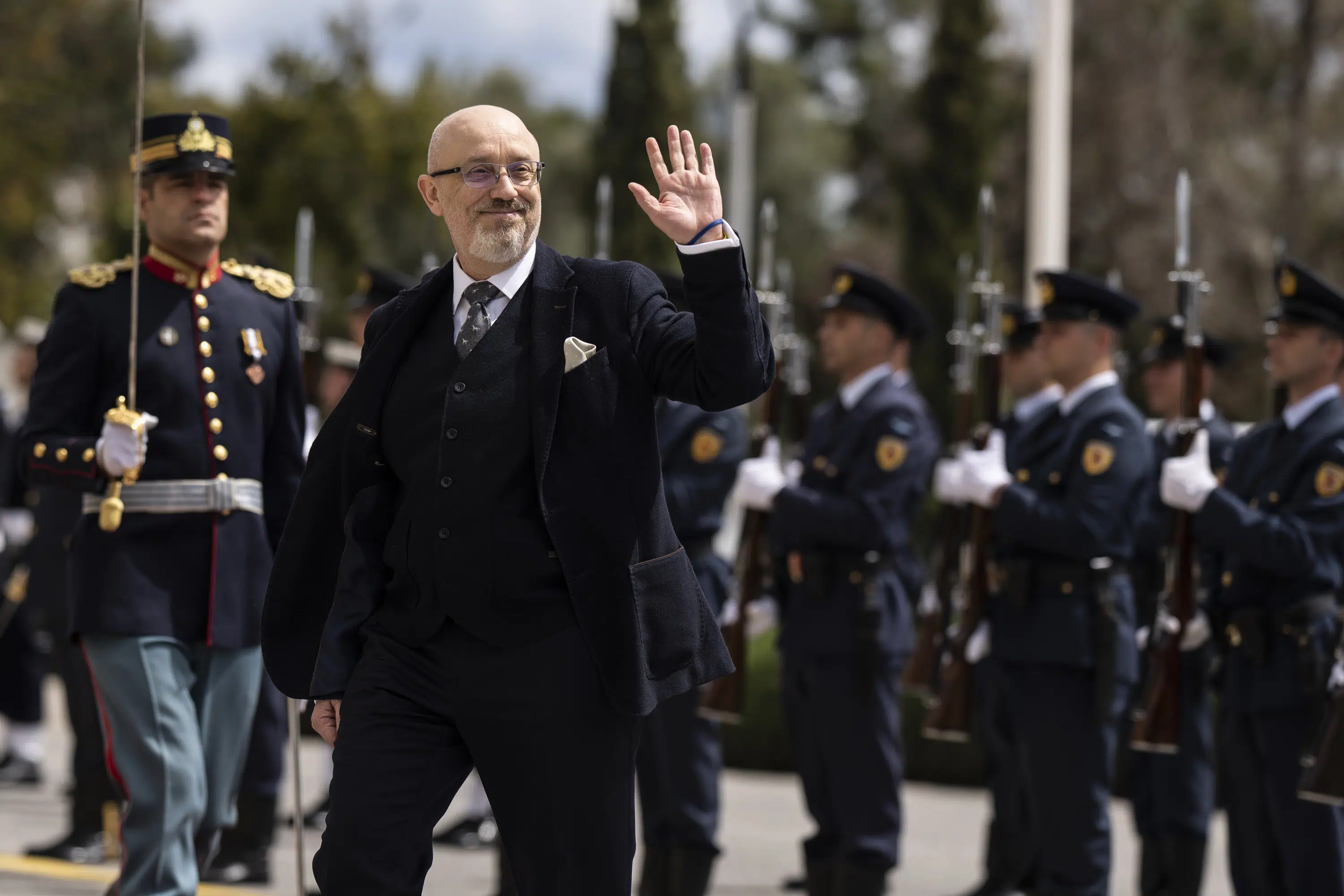 "Greece imposes restrictions on arms shipment to Ukraine"
