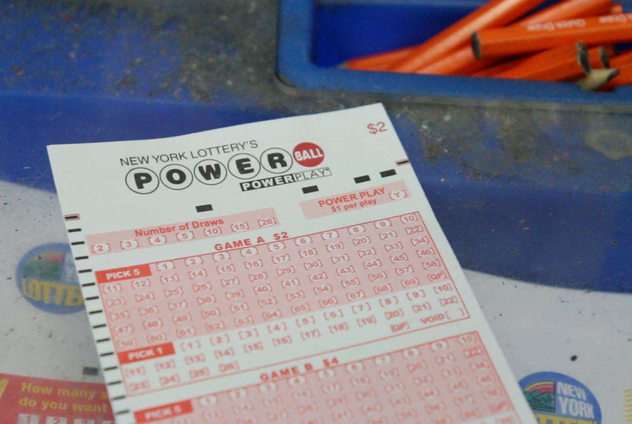 Featured image for "Multiple Winning Powerball Tickets Sold in Upstate NY"