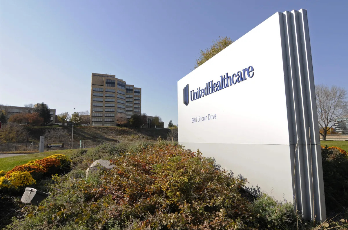 "UnitedHealth's Stock Plummets on Surging Medical Costs in Q4"