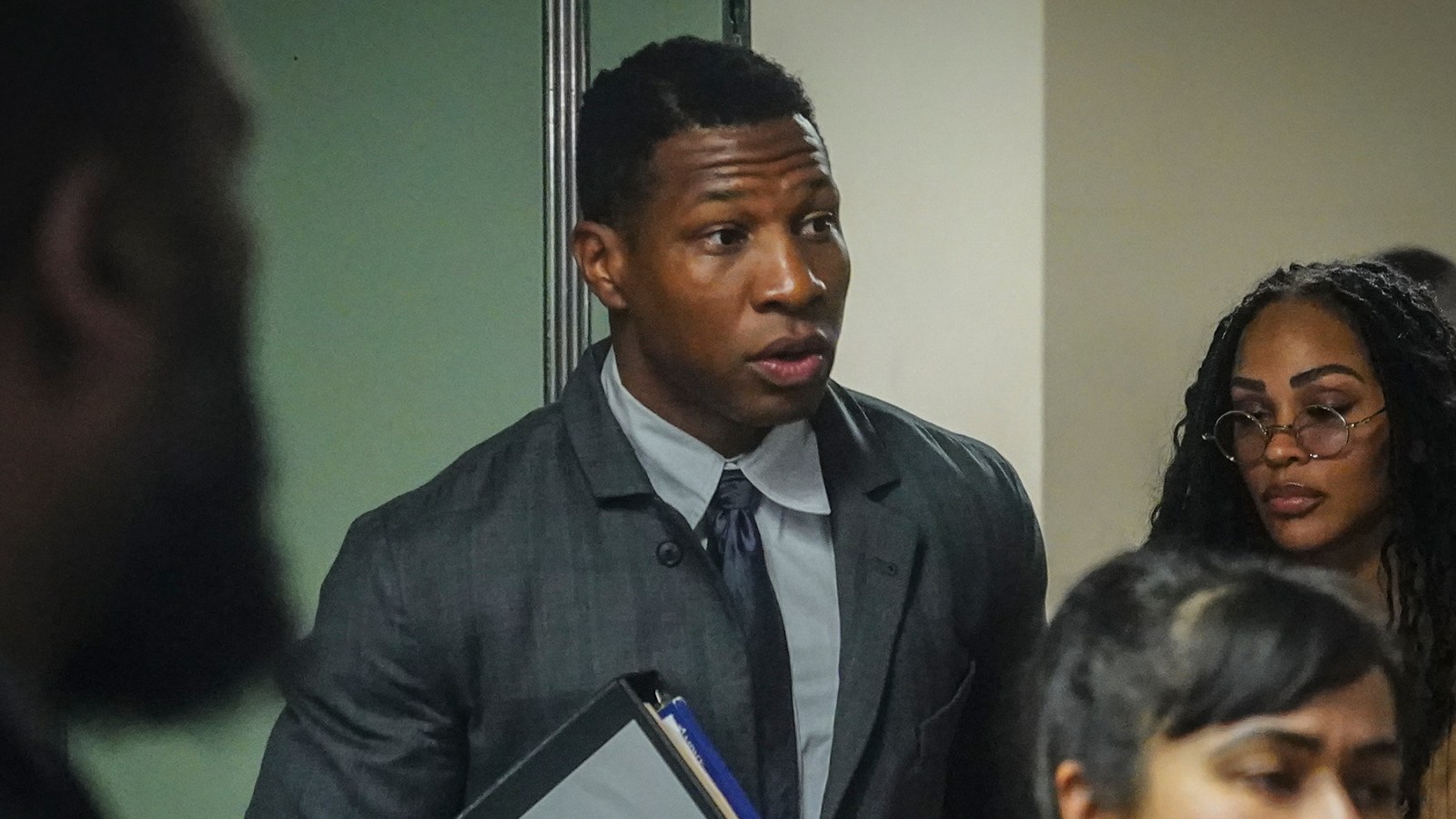 Featured image for Jonathan Majors' Emotional Trial: Texts, Tears, and Accusations