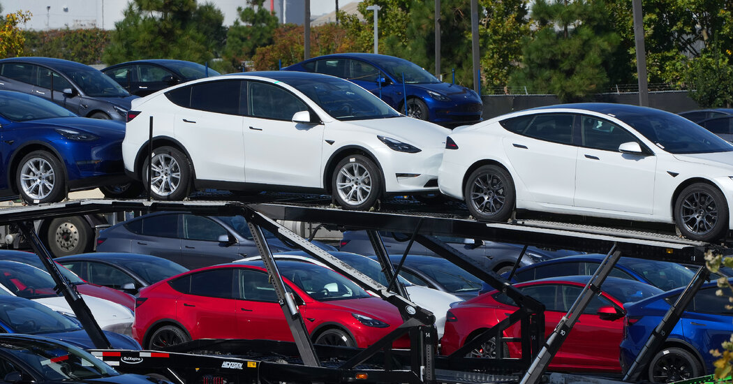 Tesla's Q3 Profits Drop 44% Amid Price Cuts and Missed Estimates