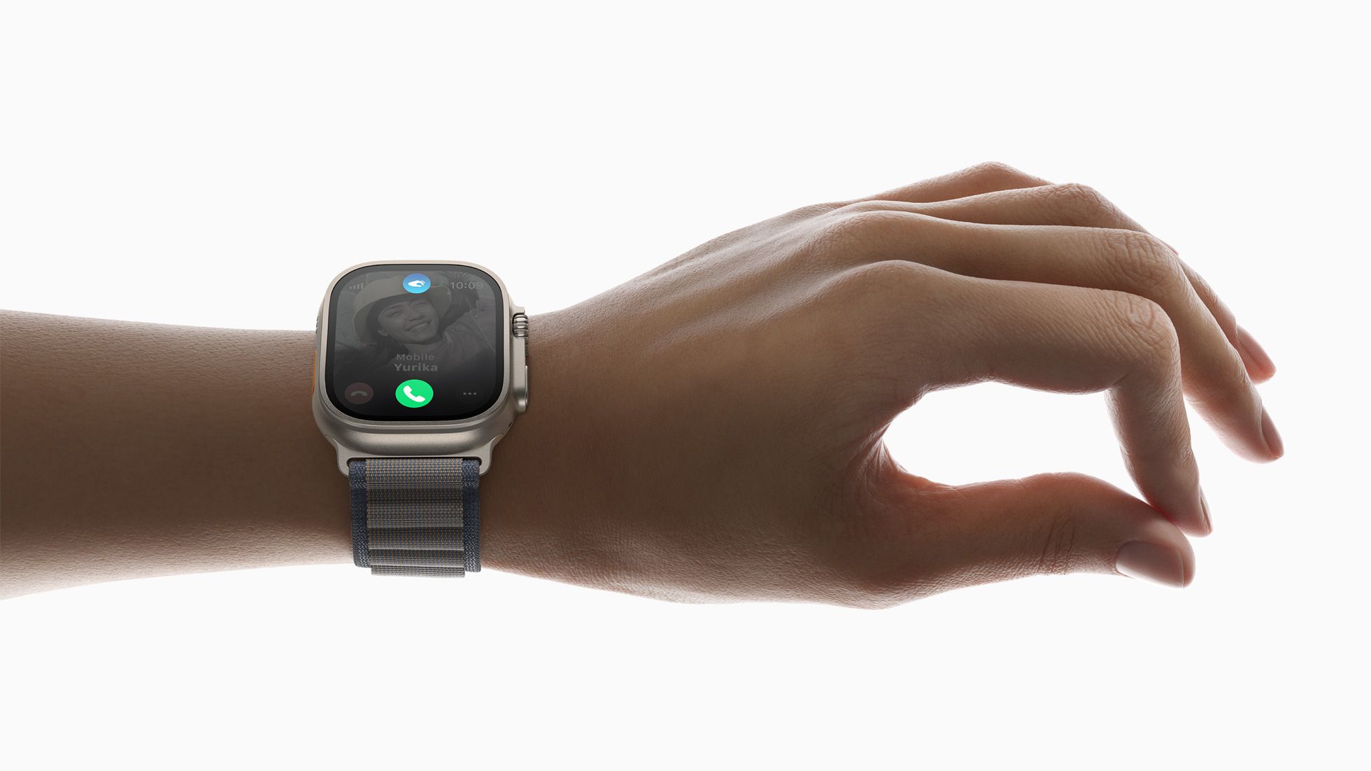 Featured image for "watchOS 10.1 Introduces 'Double Tap' Gesture for Apple Watch"