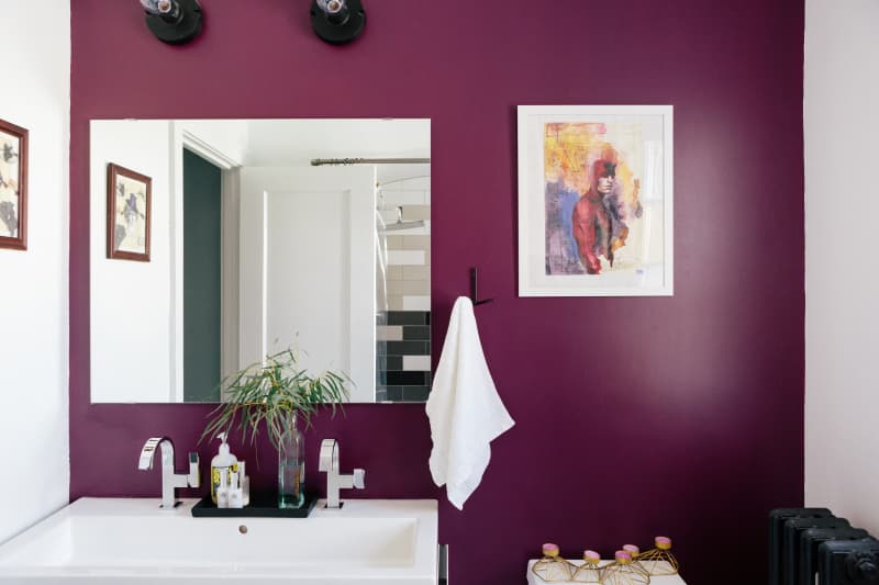 The Surprising Item Dermatologists Recommend Cleaning Regularly to Prevent Viruses