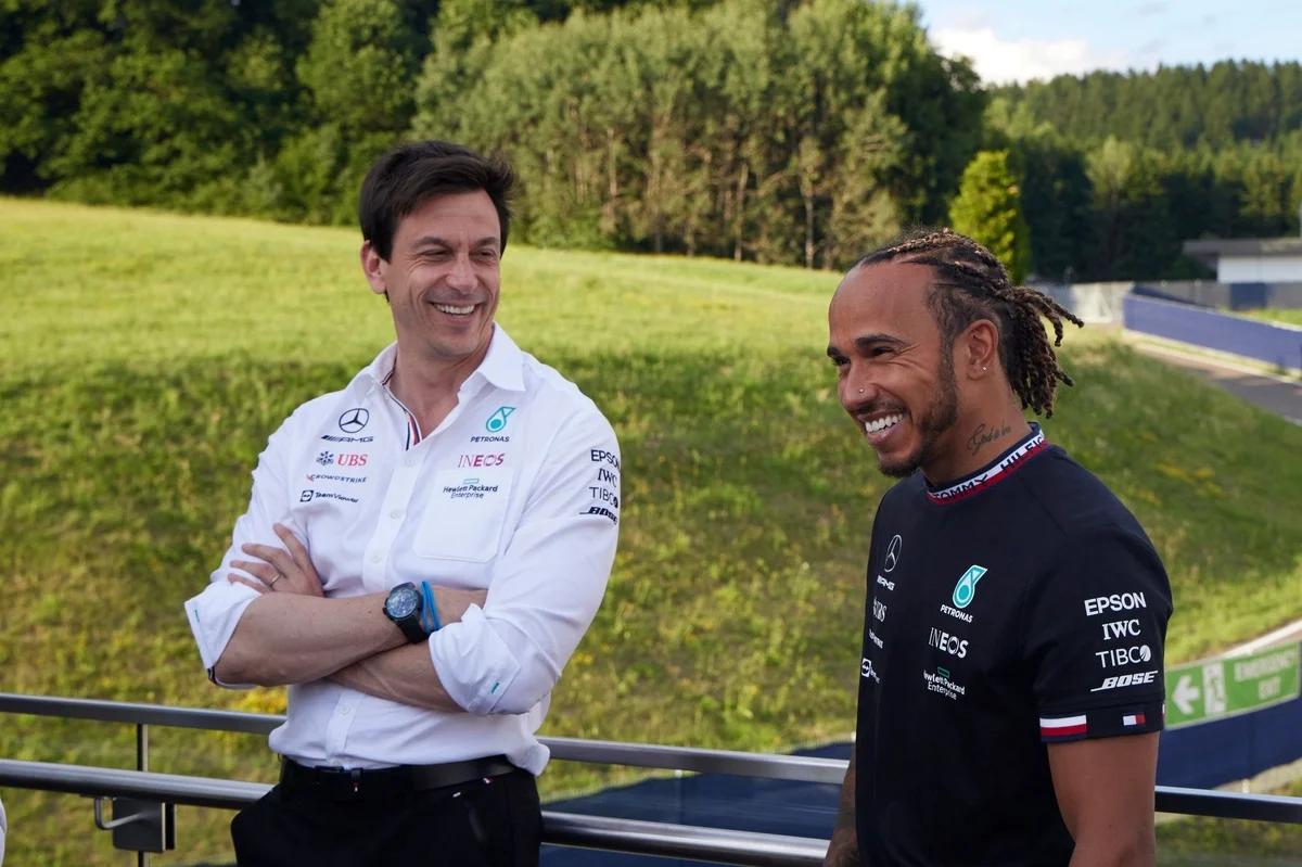 Wolff's 'Still our driver' moment wins fans after Mercedes' China qualifying clip