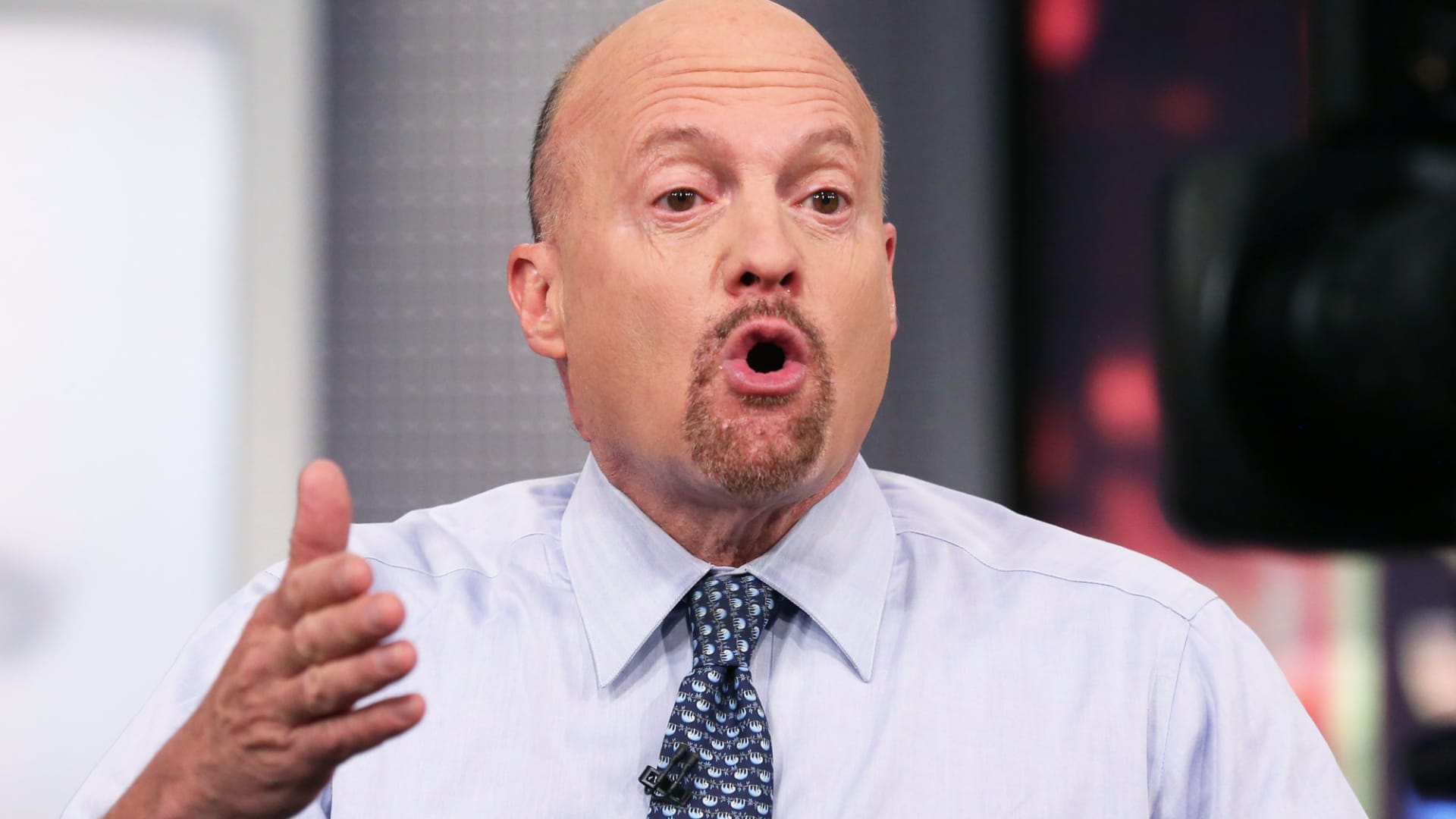 Navigating the Stock Market: Insights from Jim Cramer and Key Factors to Consider