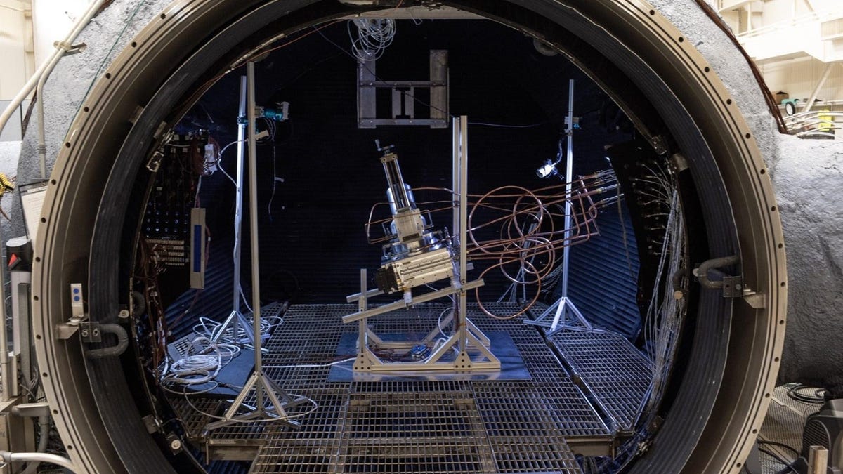 NASA Extracts Oxygen from Moon Dirt Simulation.