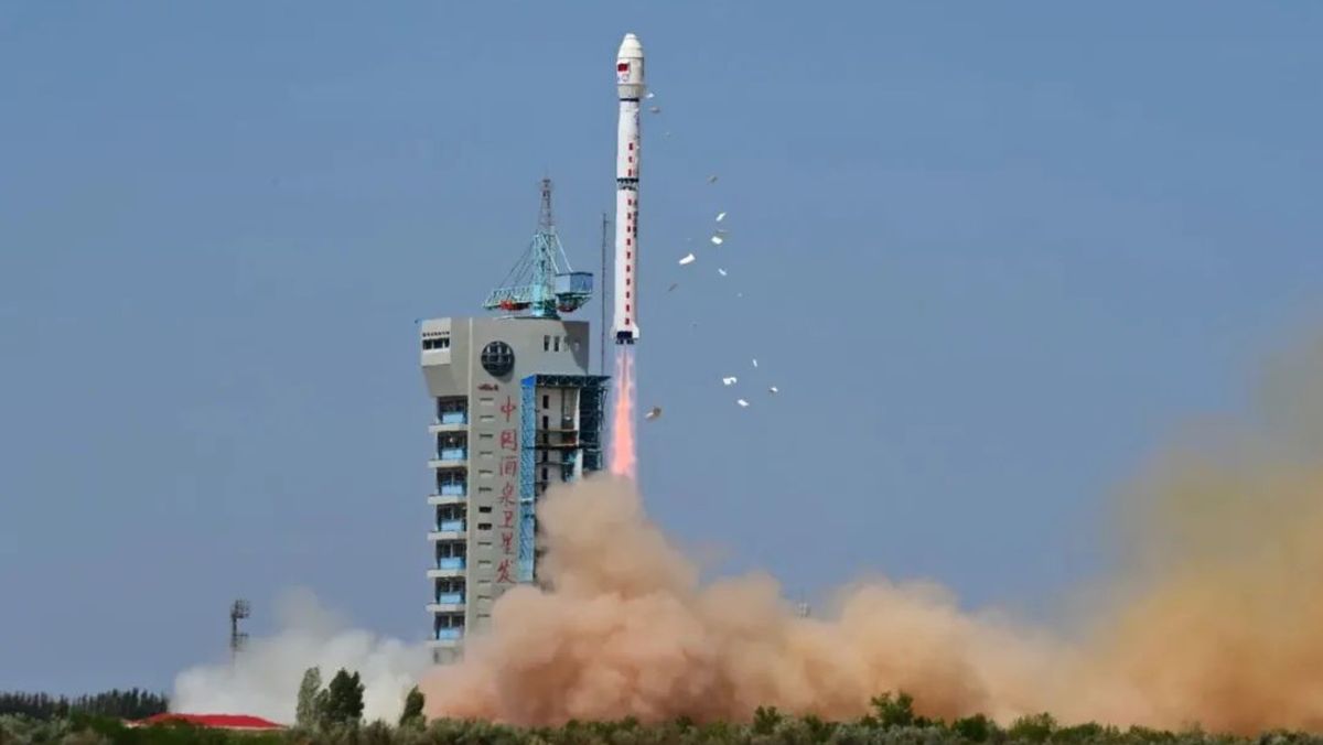 Featured image for China's Fengyun-3F satellite revolutionizes meteorological monitoring
