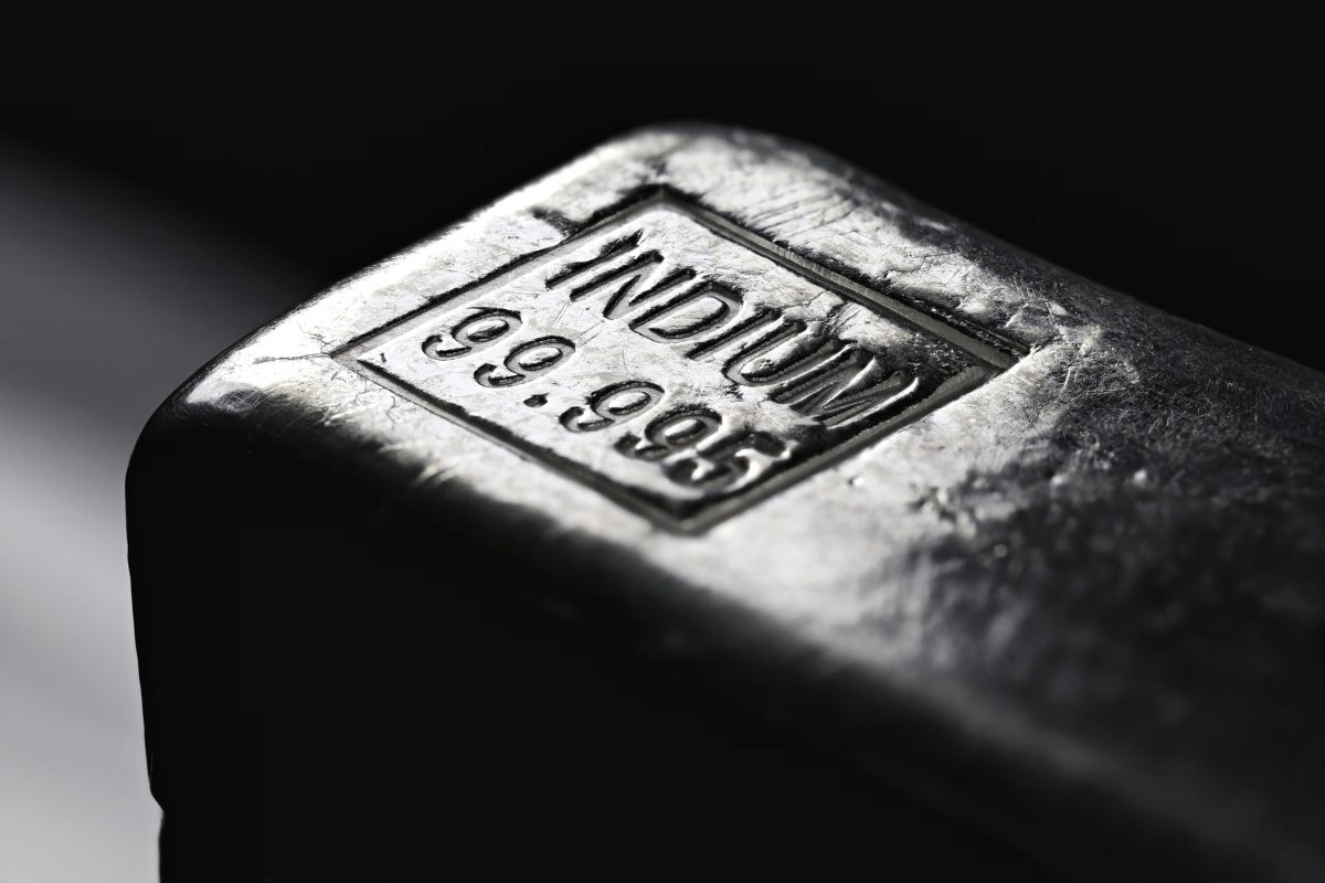 Man's bizarre behavior: Chewing Indium like bubblegum