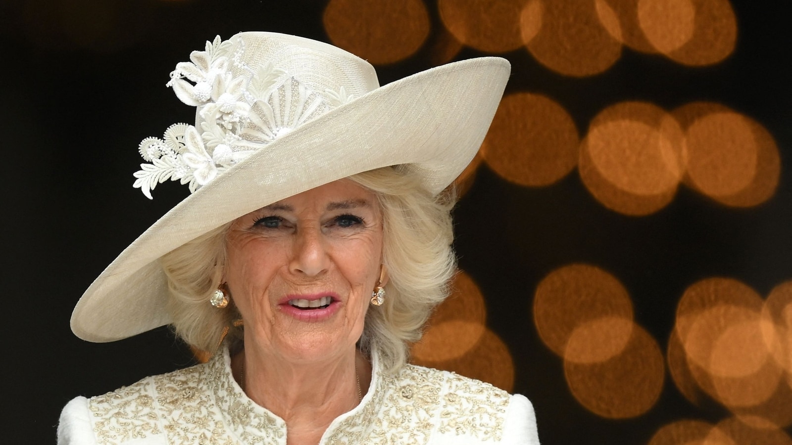 Queen Camilla to Wear Historic Coronation Robe in Public Ceremony.