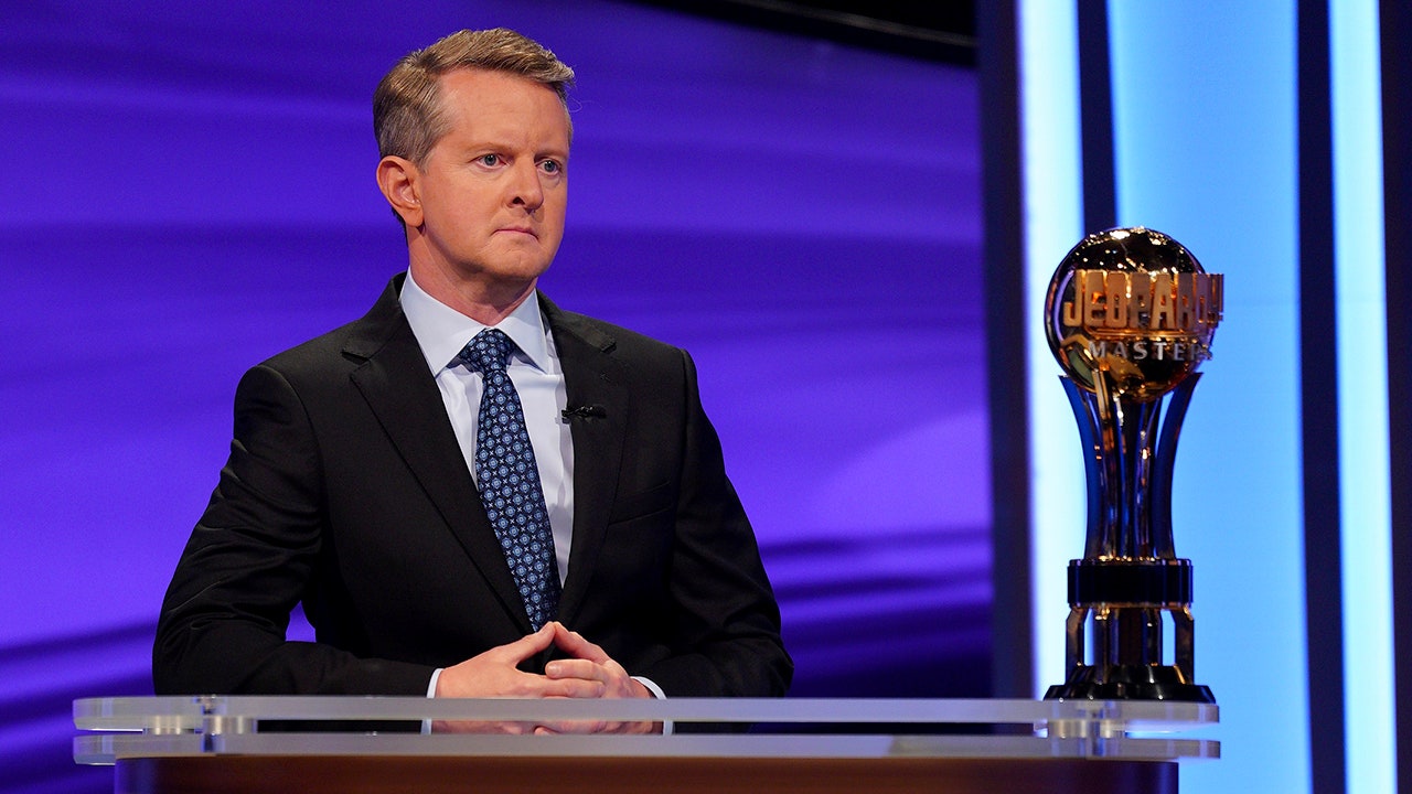 'Jeopardy!' Fans Furious Over Unfair Clue That Robbed Contestant of Victory