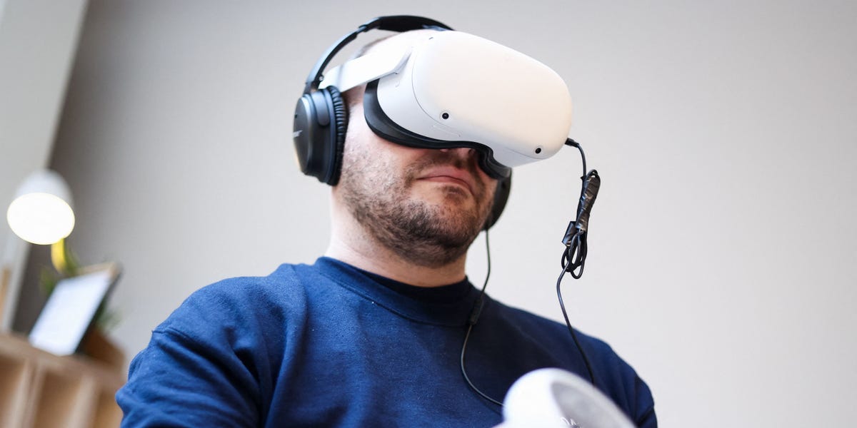 "Risks of Inception-Style Attacks on Meta VR Headsets Revealed"