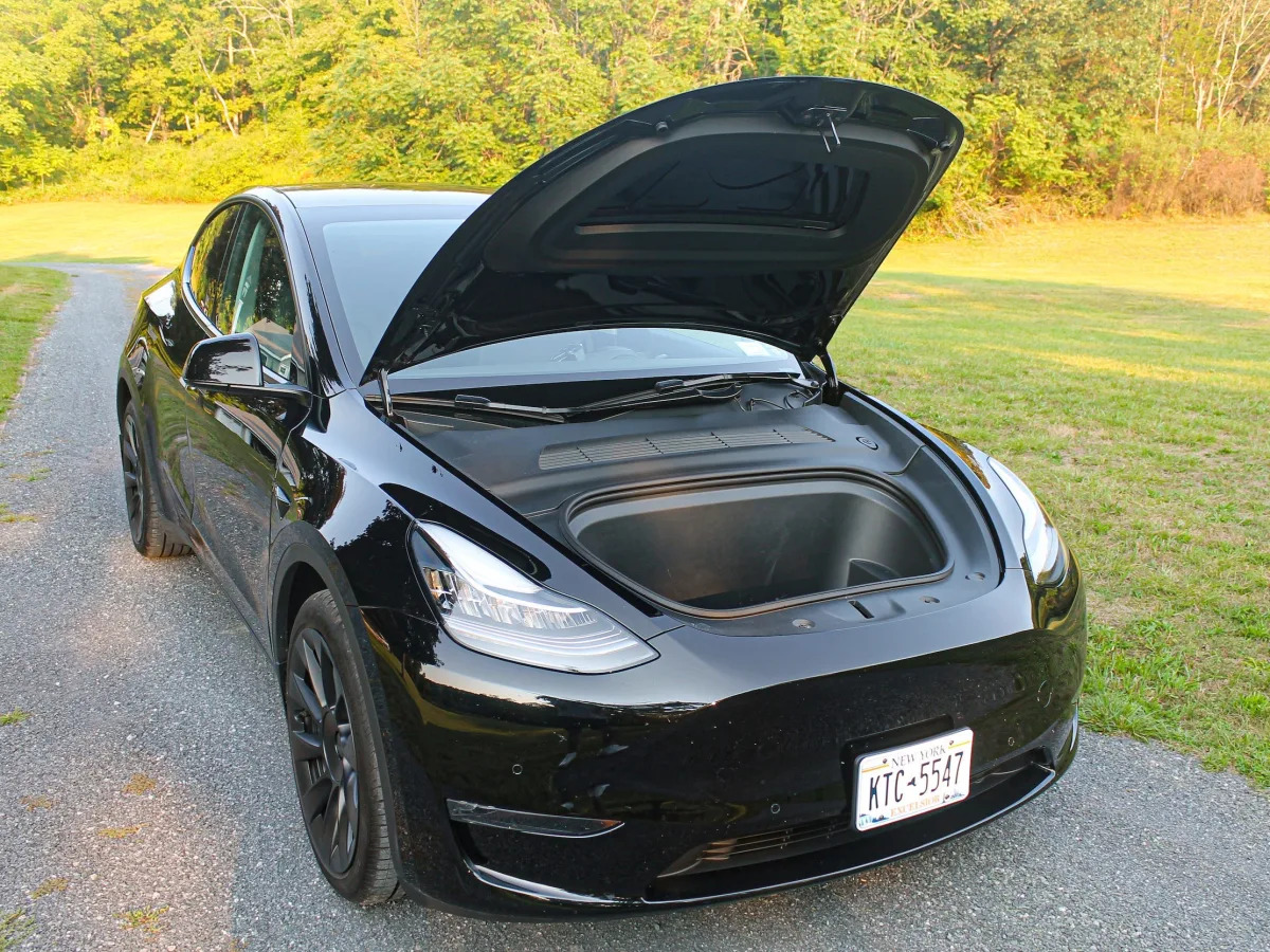 Tesla Owners Face Massive Repair Bills and Blame Game as Cars Fall Apart