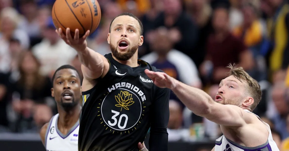 Warriors overcome Green's absence and injury concerns to win Game 3.