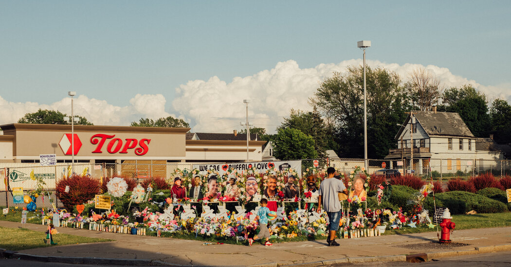 "U.S. Justice Department Seeks Death Penalty for Buffalo Supermarket Massacre Perpetrator"
