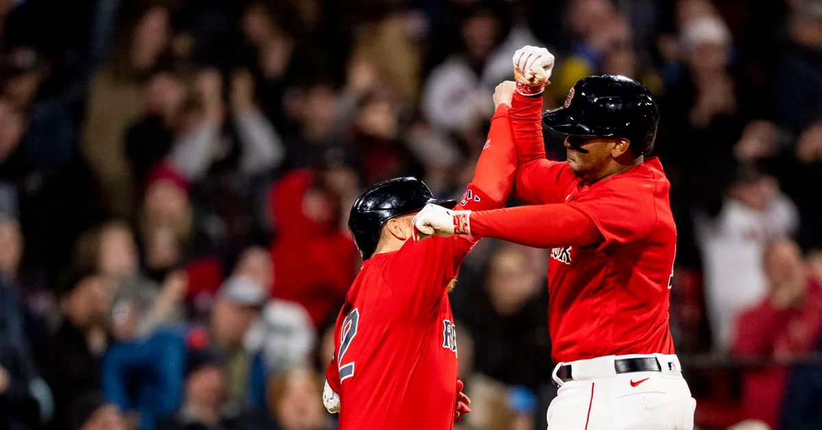 Red Sox Sweep Blue Jays in Statement Series, Win 6th Straight.
