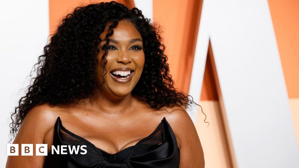 Featured image for Lizzo Celebrates Legal Win as Fat-Shaming Claims Are Dismissed