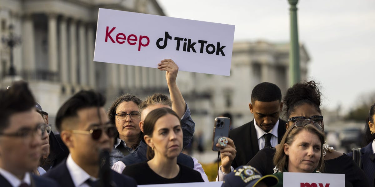 "TikTok Faces Uncertain Future as Ban Bill Gains Momentum in Congress"