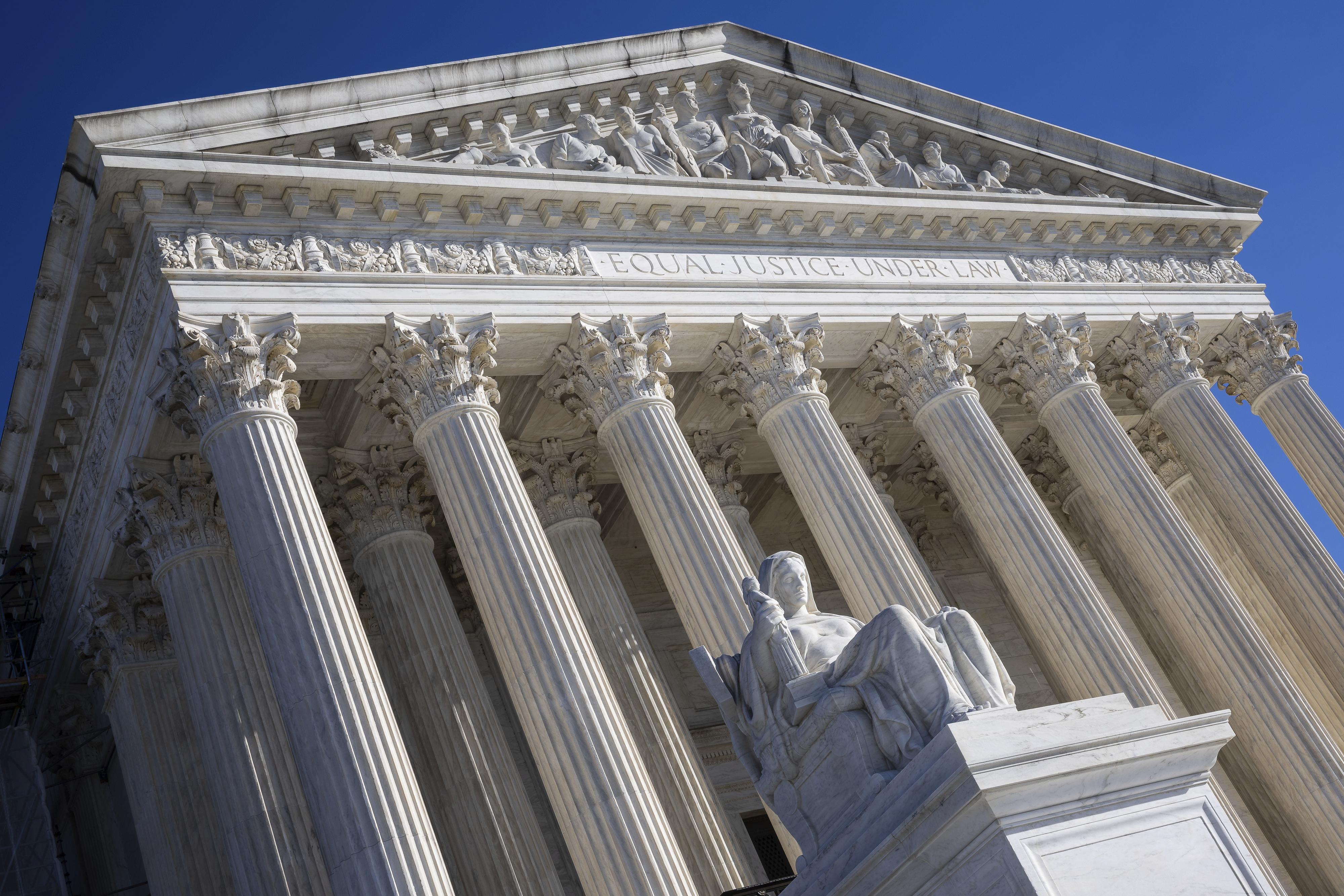 "Supreme Court's Rulings Set to Shape Trump's 2024 Election Bid"