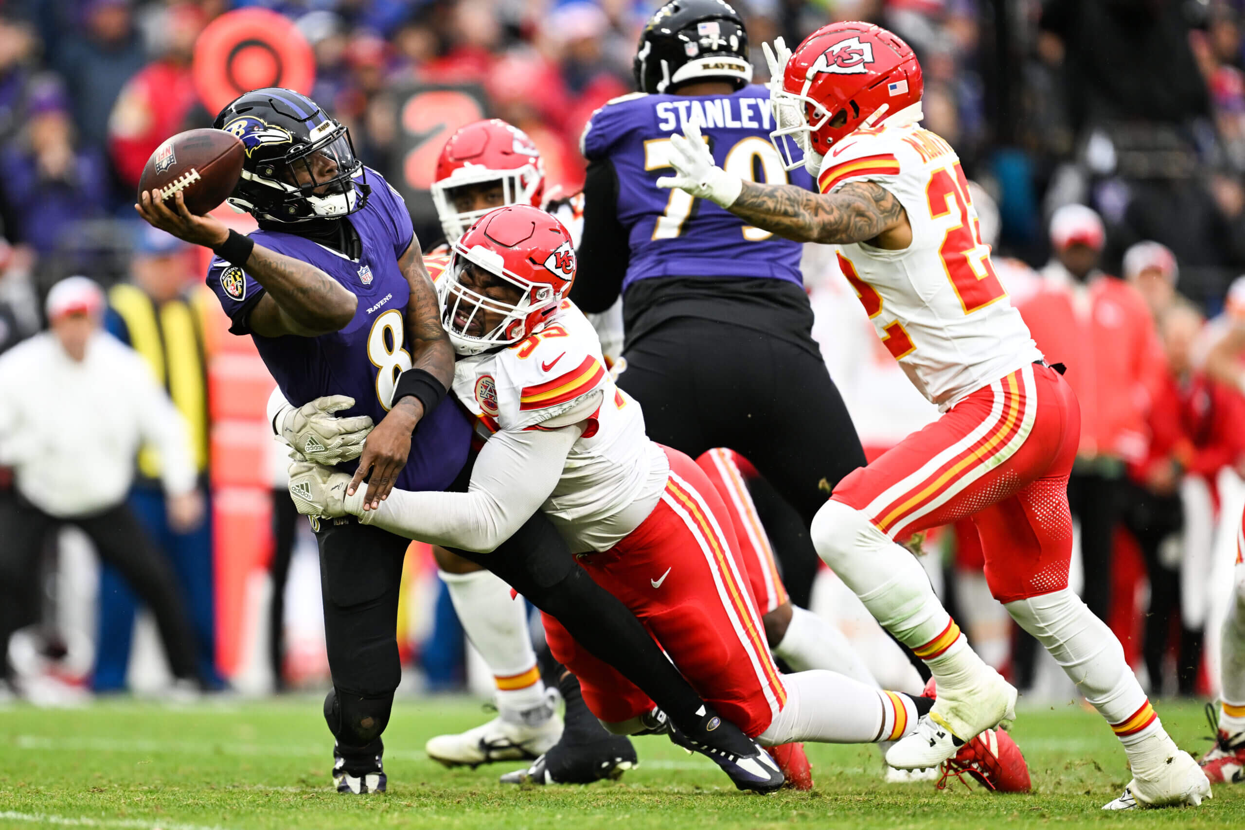 "Unraveling the Ravens' Perplexing Offensive Strategy Against the Chiefs"