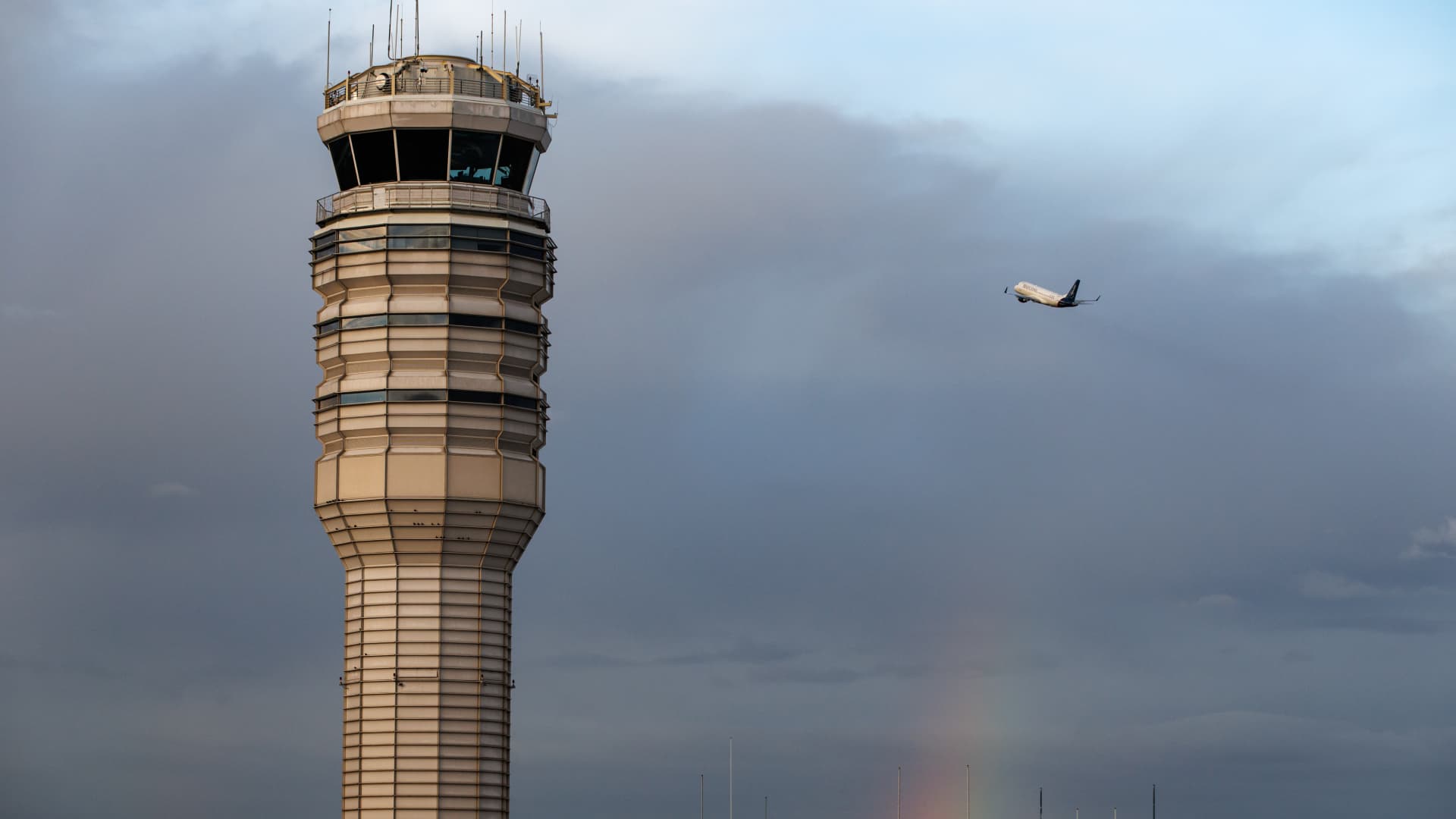 Flight Cancellations Rise as Government Shutdown Continues