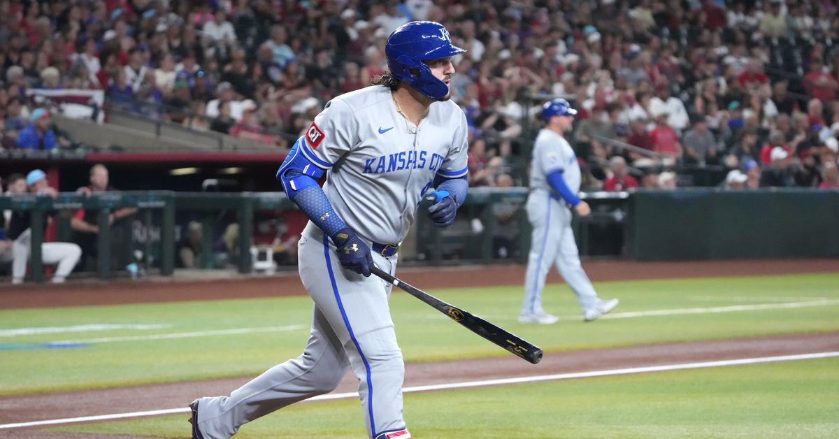 Featured image for Royals' Offense Dominates Diamondbacks in Series Opener