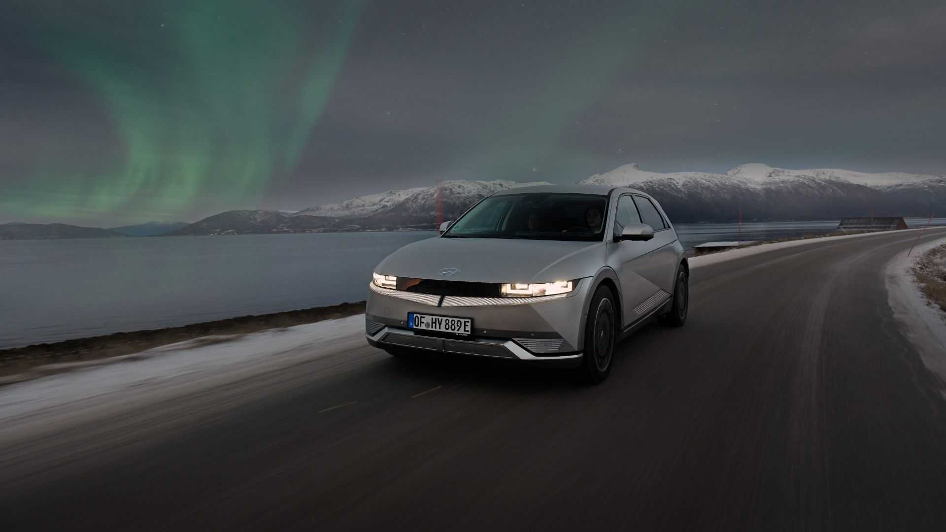 Featured image for Norway Achieves 96% Electric Car Sales, Leading Global EV Adoption