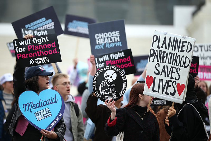 Featured image for Ohio Republicans Push Reproductive Laws Amid Democratic Protections