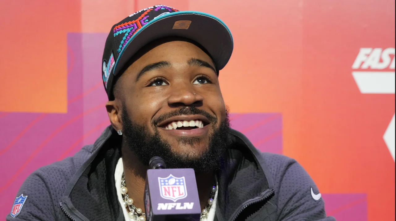 Miles Sanders reunites with Duce Staley in new Panthers deal.