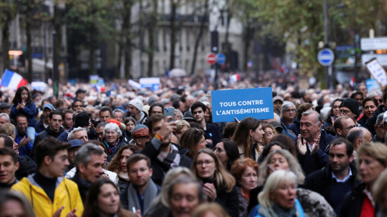 Massive Paris March Against Anti-Semitism Draws Over 100,000 Participants