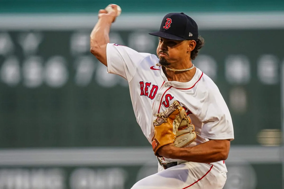 Red Sox clear payroll space as they court an infielder
