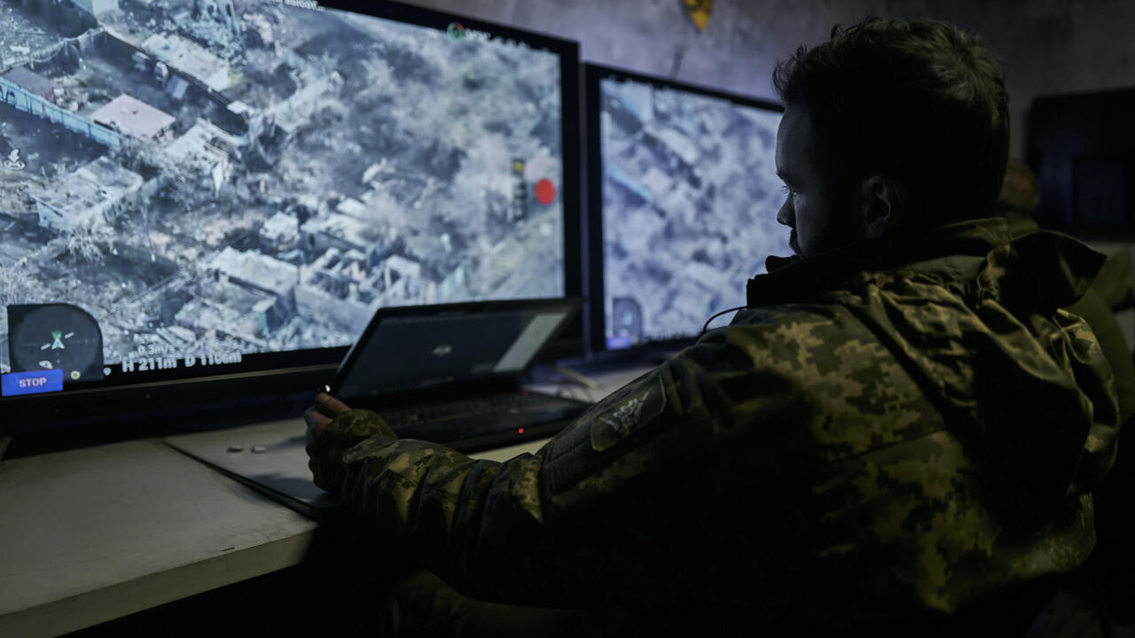 Zelensky's Surprise Visit to Bakhmut Amid Intense Fighting and US General's Warning on Russian Presence in Ukraine