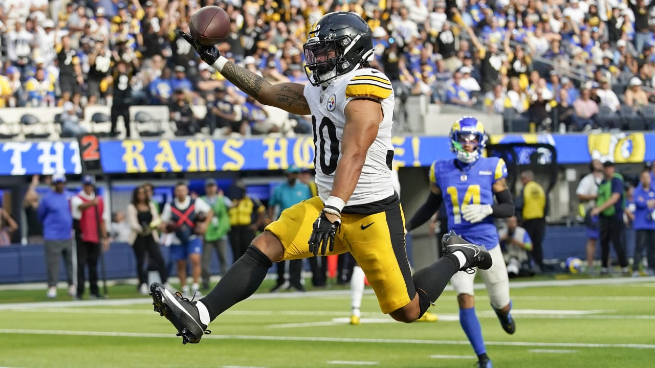 "Top Fantasy Football Waiver Wire Targets for Week 8: RB Jaylen Warren, WR Josh Palmer"
