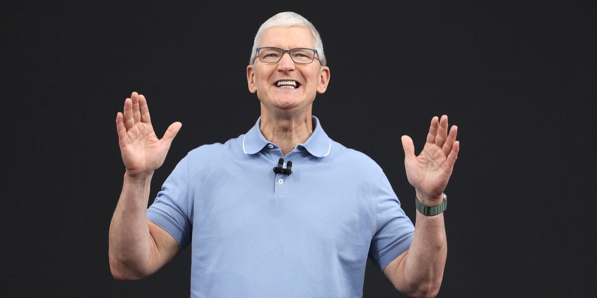 "Tim Cook's Vision for Apple's Future: Succession Plans, Employee Criteria, and Personal Influences"
