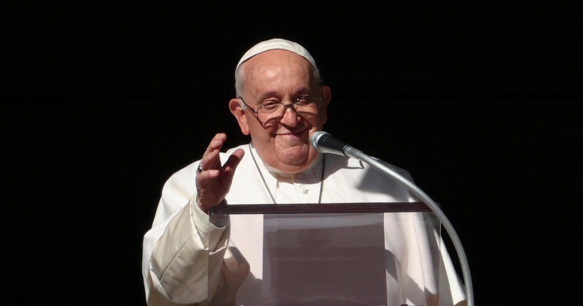 "Pope Francis Grants Priests Authority to Bless Same-Sex Unions"