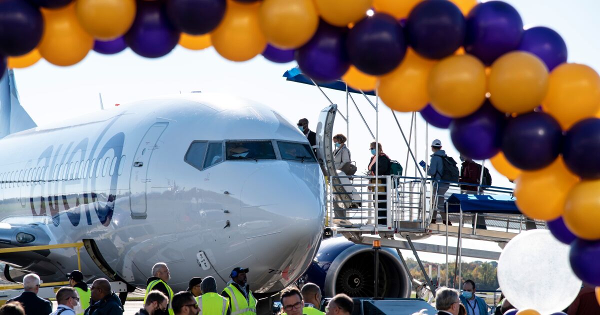 Avelo Airlines Expands Service to Bozeman and Sonoma County.