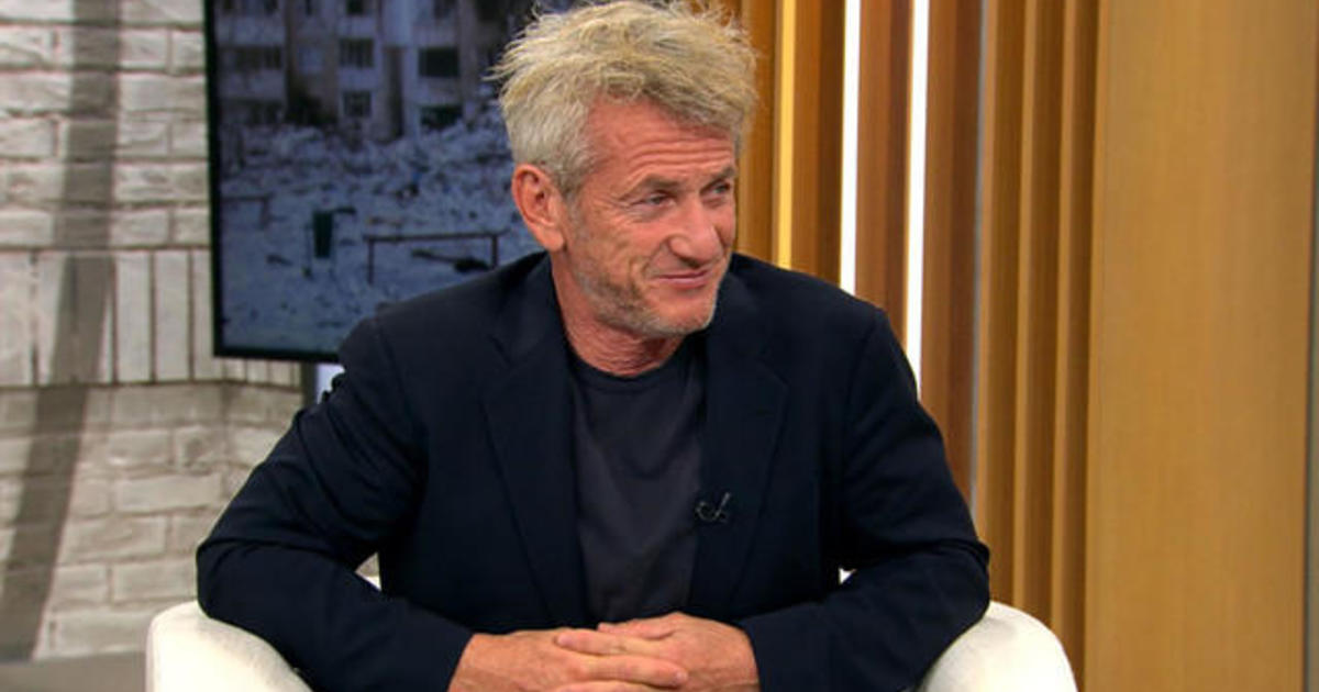 Sean Penn's Insight on Zelenskyy's Transformation During Russia's Invasion