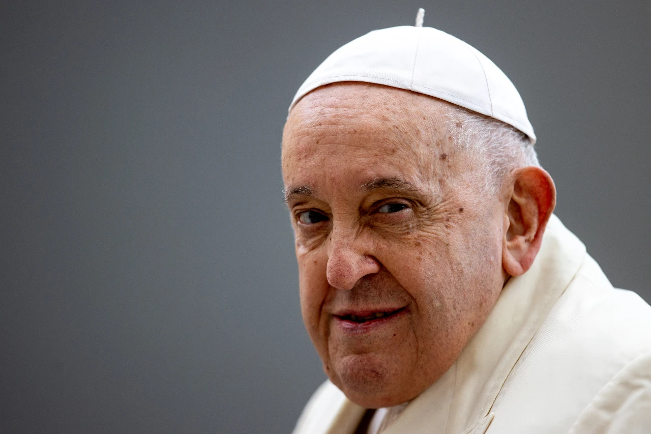 "Pope Francis' Hospital Visit Confirms Mild Flu Diagnosis"